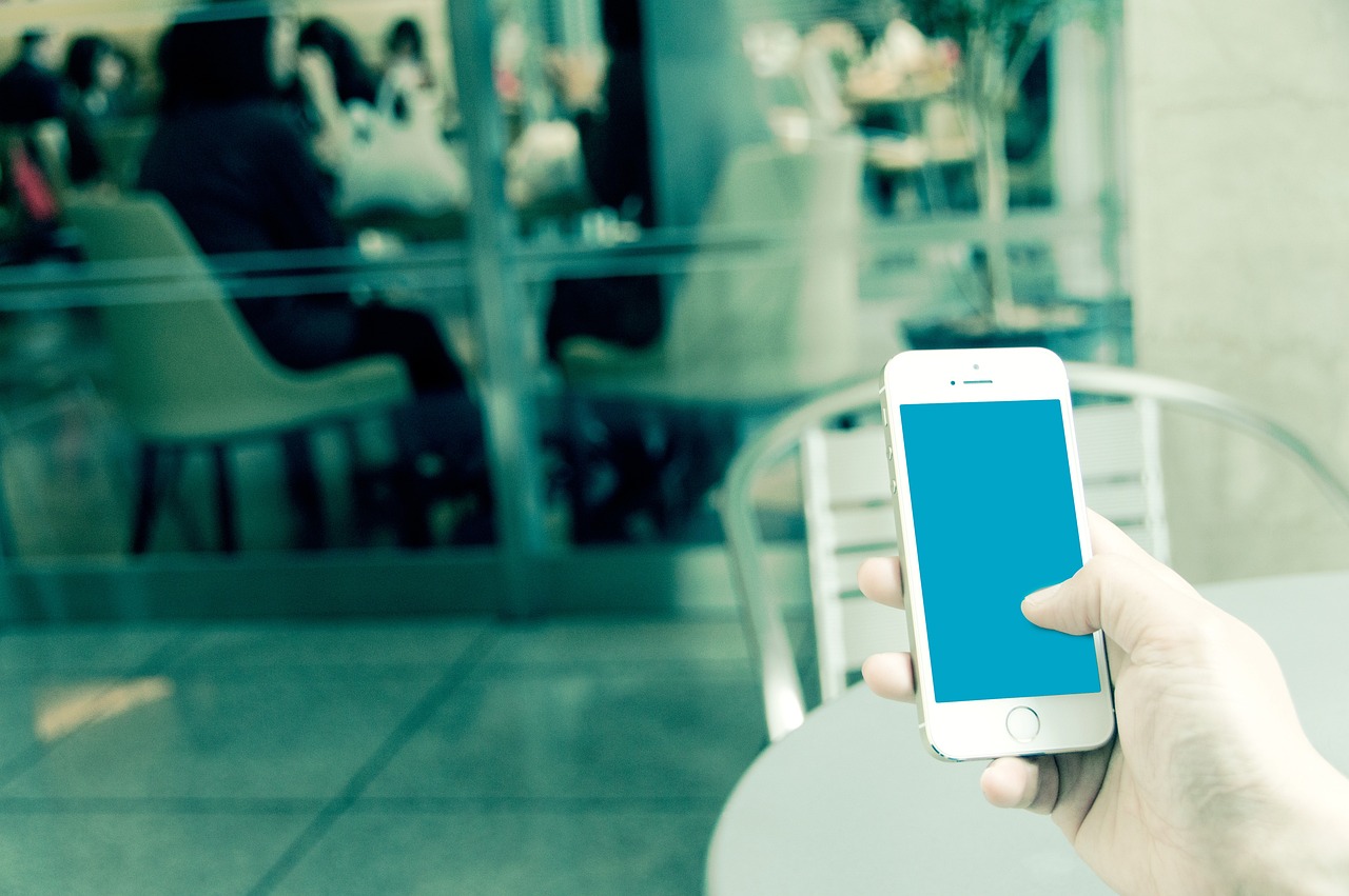 如何使用社交媒体影响力来提高网站权威度?