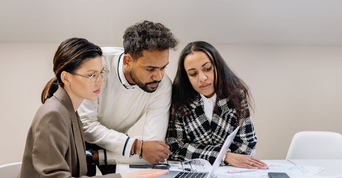 无嘴黄骆驼：南门大街代理注册怎么选