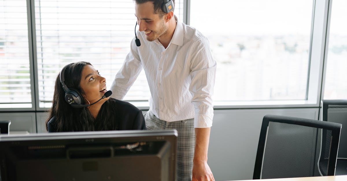 出售微信号码：蔚来APP详情下载教程